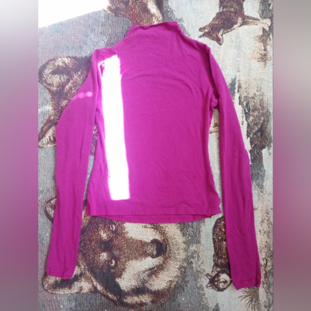 SKIMS Magenta Long Sleeved Top Size P/S